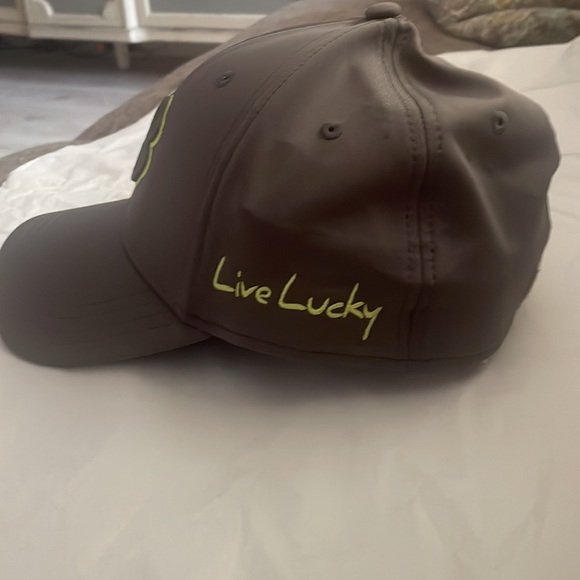 BLACK CLOVER Premium Ball Cap, Golf Cap. Stretch fit cap. NWOT - Picture 2 of 6